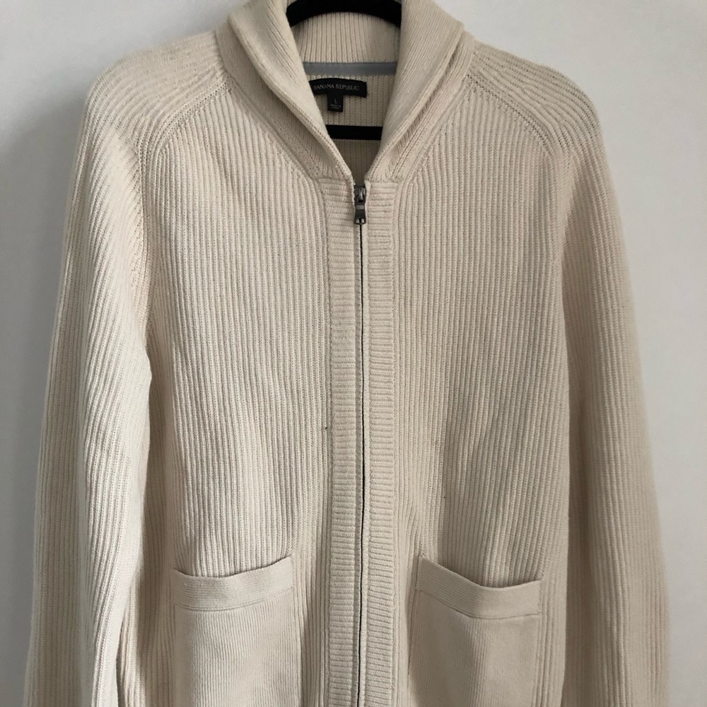 Banana Republic Men’s Zip Up Oatmeal Sweater